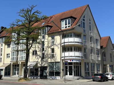 Zentral gelegene 2-Zimmer-Wohnung mit Balkon und EBK in Dachau