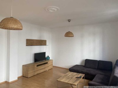 3-Zimmer_Altbauwohnung in bester City-Lage, 77 m² im 2. OG mit EBK