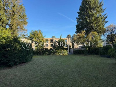 MÖBLIERTES STUDIO MIT BALKON UND GROSSZÜGIGEM GEMEINSCHAFTSGARTEN