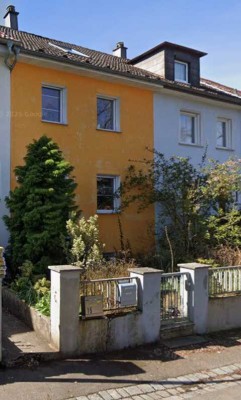 4-Zimmer Reihenmittelhaus mit Stellplatz in Esslingen am Neckar