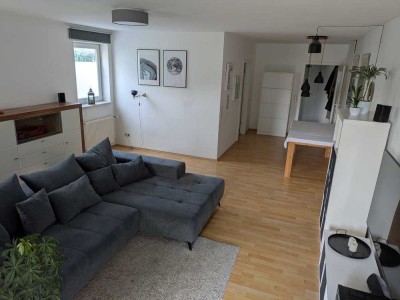 Geschmackvolle 2-Raum-EG-Wohnung mit EBK in Dreieich