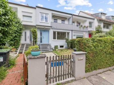 Frei zur sofortigen Nutzung: Charmantes Reihenhaus in zentraler Lage von Freising