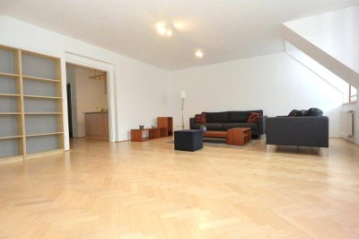 Lichtdurchflutete - LOFT-artige 3 Zimmer Dachgeschoß-Maisonette inkl. Terrasse in Währing!