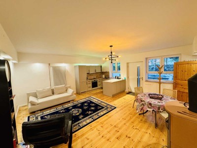 Attraktive möblierte 2-Zimmer Wohnung mit Terrasse in Neuenhagen