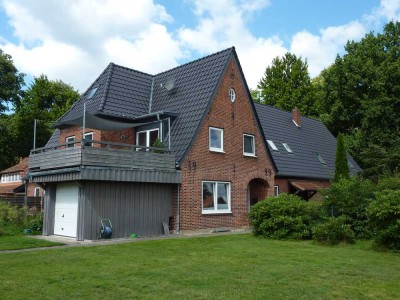 140,00 m² zur Selbstnutzung oder Vermietung + 3 vermietete Wohnungen