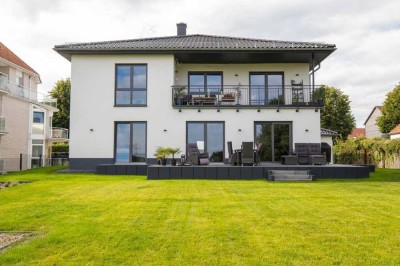 Modernes Zweifamilienhaus mit Photovoltaik – Zwei großzügige Wohneinheiten für Ihr neues Zuhause!