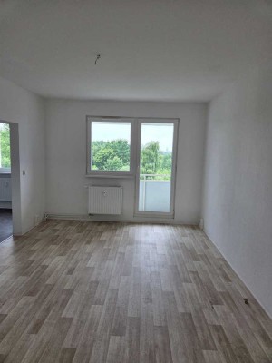 Geräumige 3-Zimmer-Wohnung mit Balkon in Schwerin