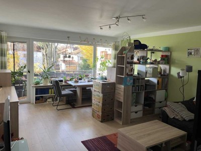 2-Zimmer Wohnung mit Balkon in Aisingerwies, Rosenheim