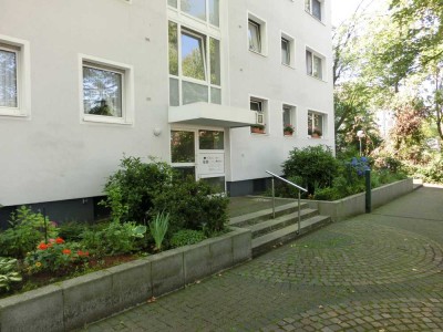 Schöne 3-Zimmer-Wohnung am Rande des Parkfriedhofs in Hutttrop