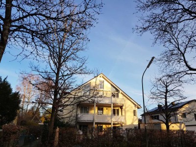 Ruhige 2-Zi.-Wohnung mit großem Balkon und EBK Nähe U3 Fürstenried West