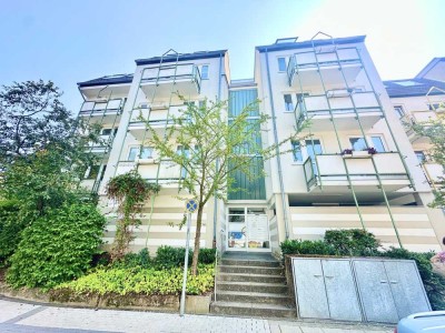 Vermietetes Apartment in Uni-Nähe, gepflegt, mit Stellplatz – attraktive Kapitalanlage