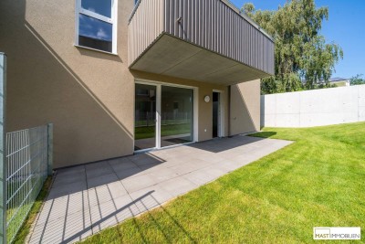 *Sommer 2025* Gartenwohnung mit 90 qm Freifläche!