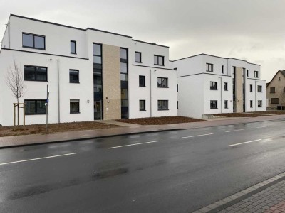 Exklusive, geräumige 2-Zimmer-Wohnung mit Terrasse in Euskirchen