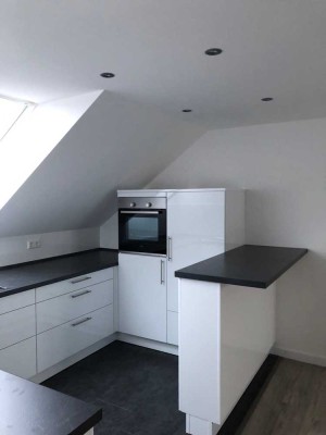 Schicke 2-Zimmer-Wohnung mit Einbauküche!