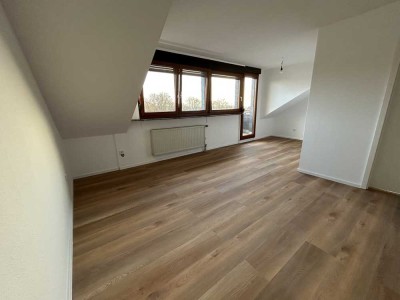 3 ZIMMER WOHNUNG - FRISCH MODERNISIERT - 65 QM MIT STELLPLATZ & GARTENNUTZUNG IN LEV-SCHLEBUSCH