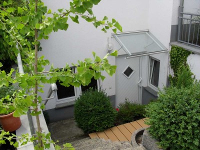Freundliche und gepflegte 2 Raum-Souterain-Wohnung in Friedrichsdorf für Wochenendheimfahrer