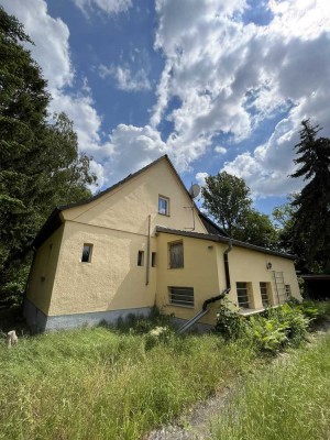 Einfamilienhaus mit großem Keller in S-Bahn Nähe mit viel Potenzial