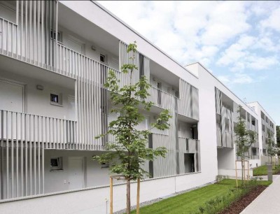 Geschmackvolle, gepflegte 1-Zimmer-Wohnung mit Balkon und Einbauküche in Regensburg