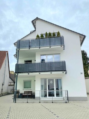 Stilvolle 2-Zimmer-Wohnung mit Balkon und Stellplatz in Eppstein