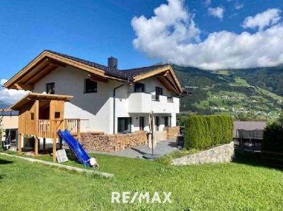 Wohngenuss pur: Top Haus mit Einliegerwohnung in bevorzugter Lage von Wenns!