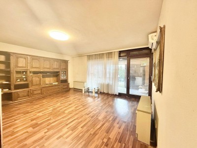 ABSOLUTE RUHELAGE - 4 Zimmer - ca. 96m² NFL - Einbauküche - Garten