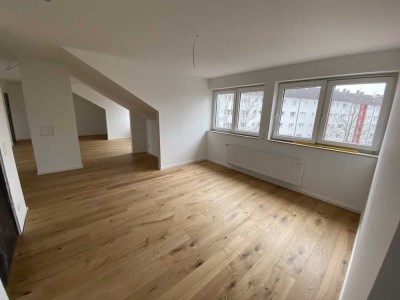 4-Zimmer DG Wohnung Neubau, Erstbezug, Garten