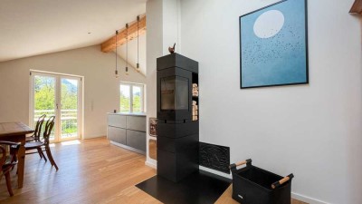 Stilvolle Dachgeschoss-Wohnung - exquisit & lichtdurchflutet