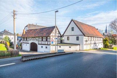 +++Ruheoase im Grünen: Bauernhof und zwei Grundstücke in Glauchau - Entdecken Sie Ihr Zuhause!+++