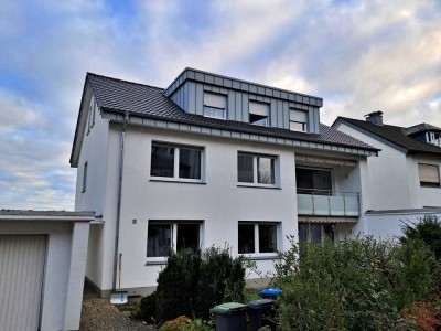 Kernsanierte Wohnung mit Balkon und Garten in Toplage!