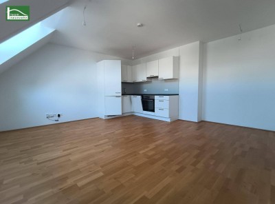 Dachgeschosswohnung mit hochwertiger Ausstattung - Karmeliterhof