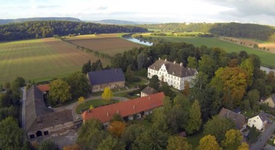 Großzügige Wohnung im Schloss, taumhafter Blick, direkt a.d. Weser