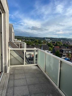 Nur mit Wohnberechtigungsschein !  2-Zi,-DG - mit Balkon und tollem Ausblick in in ruhiger Lage
