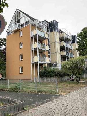 47106/187 3-Zimmer-Wohnung mit Terrasse in Düsseldorf-Mörsenbroich