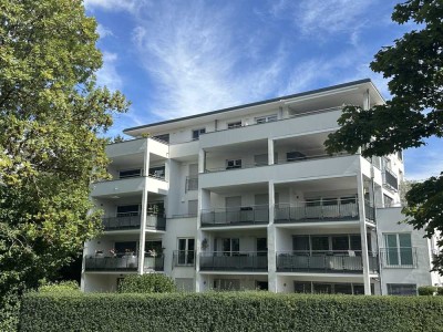 Moderne, gepflegte 3-Zimmer Wohnung im 4. OG in Friedrichshafen!!