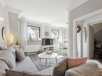 Ansprechende und modernisierte 5-Zimmer-Maisonettewohnung mit Balkon