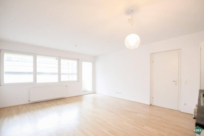 Ruhelage: Schöne 4-Zimmer-Wohnung mit Loggia nahe Belvedere