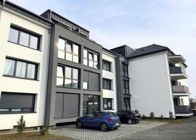 FÜR SELBSTRENOVIERER: ruhige 3-Zimmer-Wohnung im ENERGETISCH SANIERTEN Mehrfamilienhaus