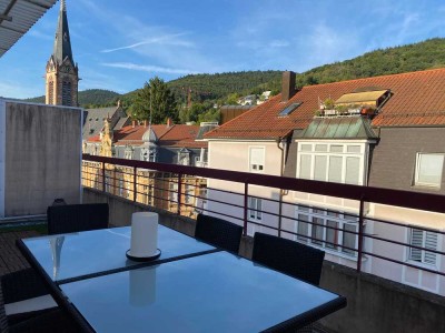 Hochwertige 2-Zi.-Whg mit schöner Terrasse voll möbliert zur Untermiete in Neuenheim