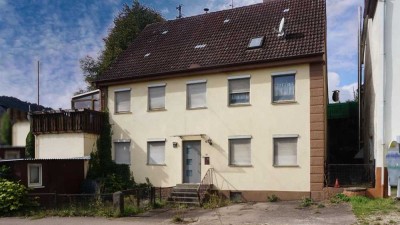 Renovierungsbedürftiges Einfamilienhaus in Bopfingen Oberdorf mit schönem Balkon