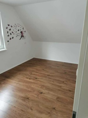 WG-Zimmer für Frauen