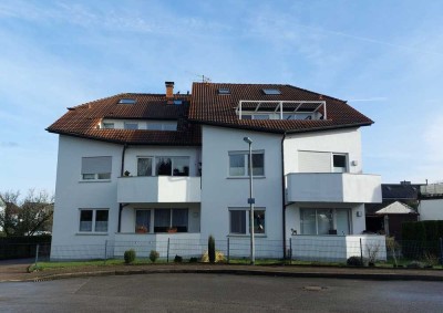 Schöne, gepflegte zentrumsnahe 3-Raum-Wohnung mit Balkon in Niedersprockhövel