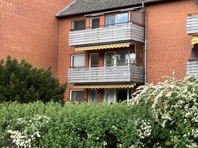 Freundliche und gepflegte 3-Raum-Wohnung mit Balkon und Einbauküche in Dannenberg (Elbe)