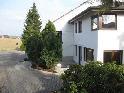 Schönes, geräumiges Haus mit vier Zimmern in Hügelshart bei Friedberg