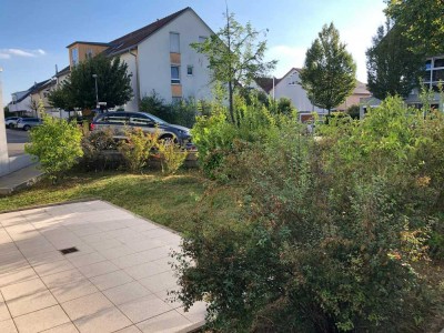 Schöne 2-Zi. EG-Whg mit Einbauküche, Terrasse, Garten, Tiefgarage, S-Bahn,  in Waiblingen-Hohenacker