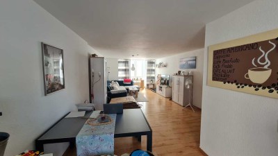 Schöne 2-Zimmer Wohnung mit Dachterrasse