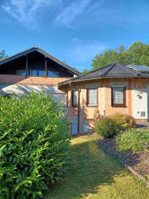 Hochwertiges MFH, viele Möglichkeiten, PV-Anlage, Garage, Sauna, PROVISIONSFREI