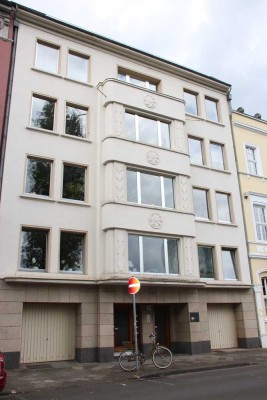Wohnen am Kaiserteich/K21: 2-Raum-DG-Wohnung mit gehobener Innenausstattung und Terrasse