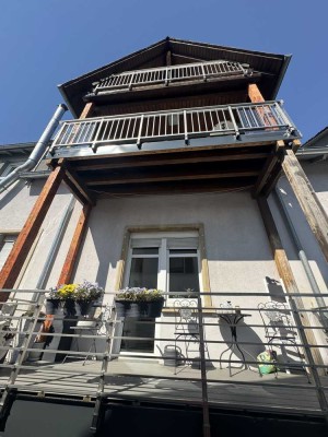 ***Verkauf eines Achtfamilienhauses mit Gewerbeeinheit  in zentraler Lage von Lichtenau***