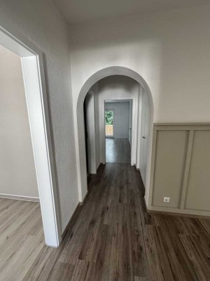Exklusive, gepflegte 3-Raum-Wohnung mit gehobener Innenausstattung mit Balkon und EBK in Essen