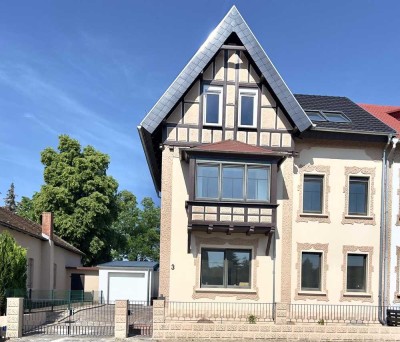 � Hochwertig sanierte Parterrewohnung mit Terrasse, Option auf Einbauküche